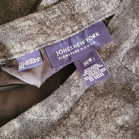 Wool skirt,.gray, 2 tones. Size 16 - Picture 4 of 4